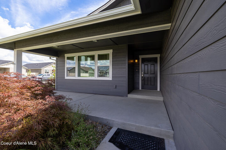 Property Photo:  5266 W Gumwood Cir  ID 83854 