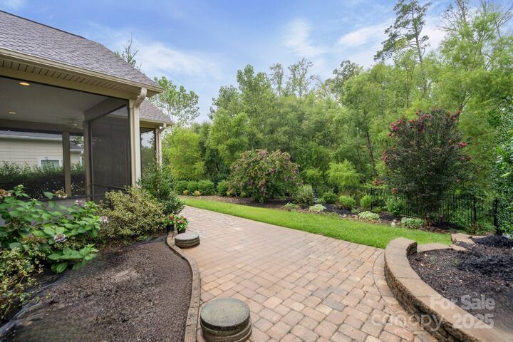 Property Photo: 6723 Shoal Creek Drive NC 28037
