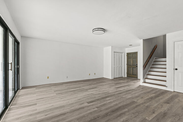 Property Photo: 9 Stallion Court SC 29407
