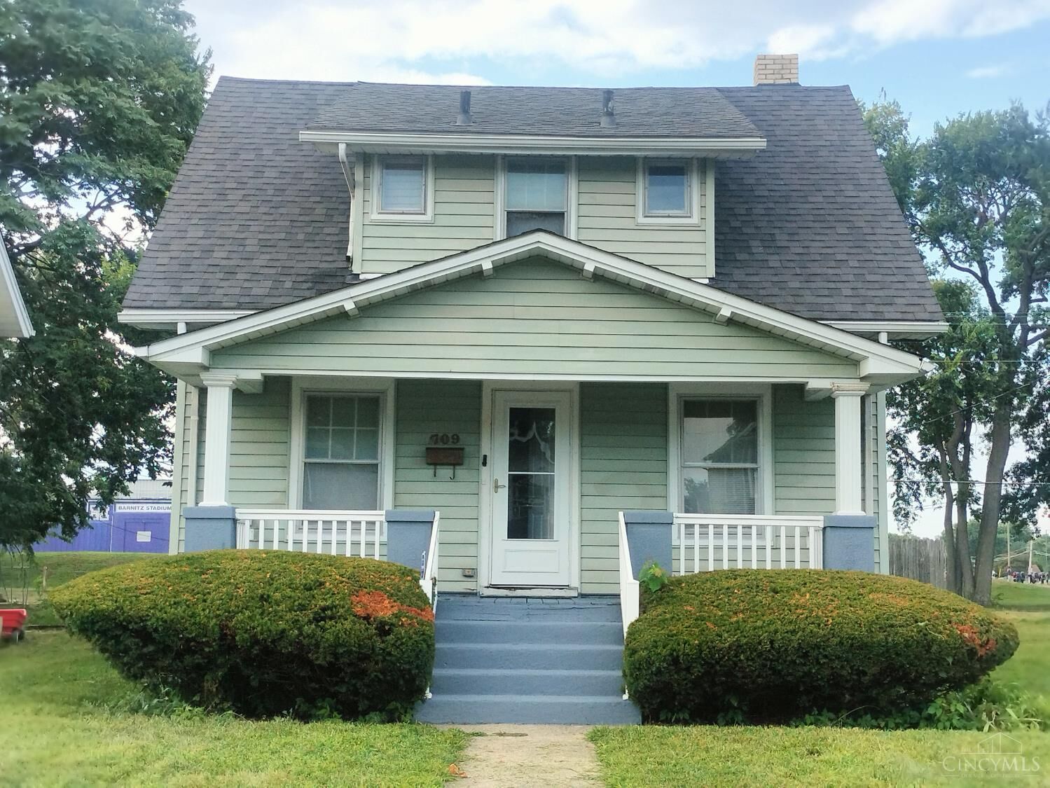 Property Photo: 709 Fourteenth Avenue OH 45044