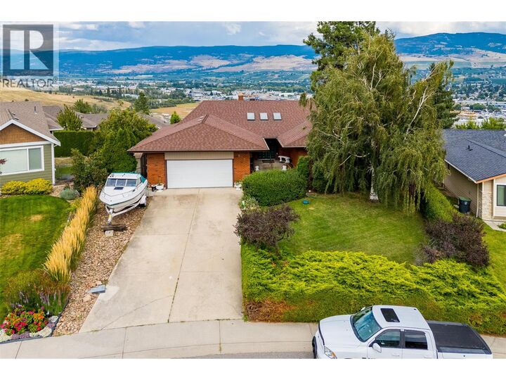 975 Monashee Place  Kelowna BC V1V 1J5 photo