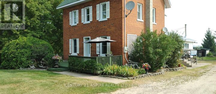Property Photo: 3802 McLaughlin Road ON K8A 6W3
