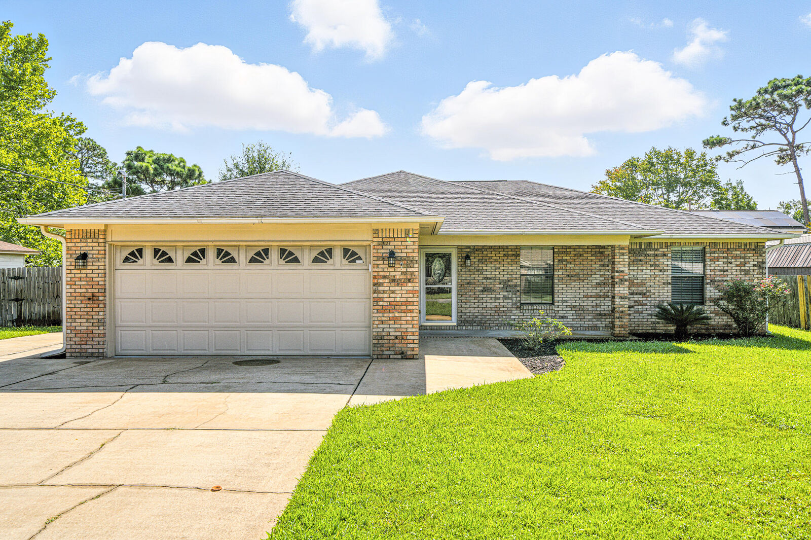 Property Photo: 436 N Oakdale Avenue FL 32569
