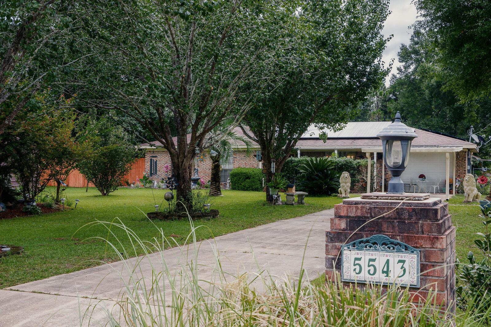 Property Photo:  5543 Galaxy Drive  FL 32539 
