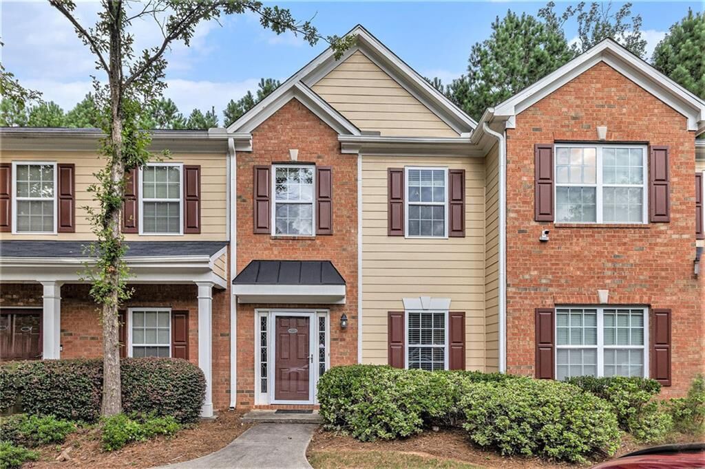 Property Photo: 585 McWilliams Road SE 1302 GA 30315
