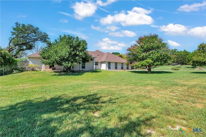 Property Photo: 602 Antelope Lane TX 76550
