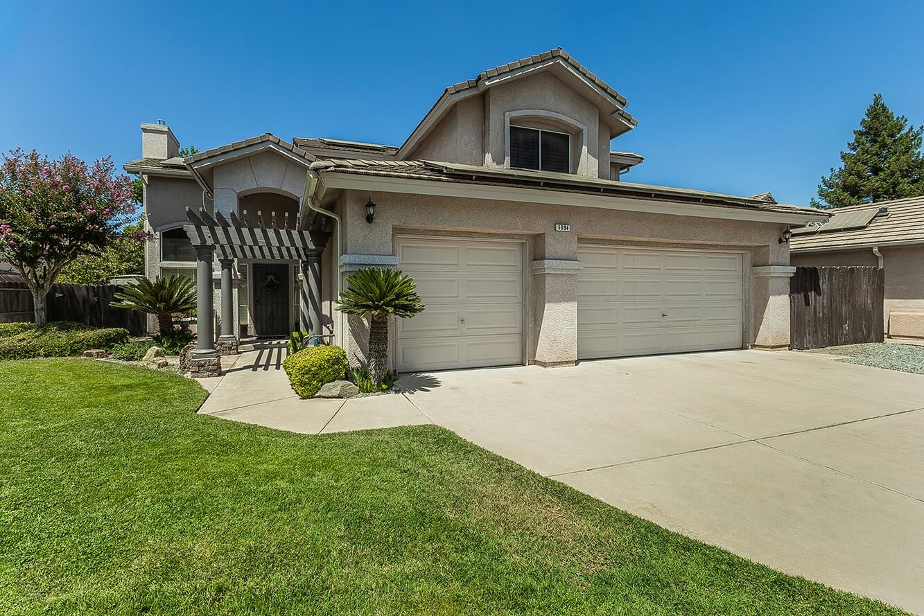 Property Photo:  5094 W Cromwell Avenue  CA 93722