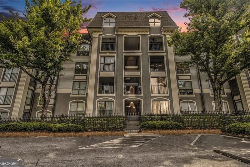 Property Photo:  2657 Lenox Road NE C38  GA 30324 