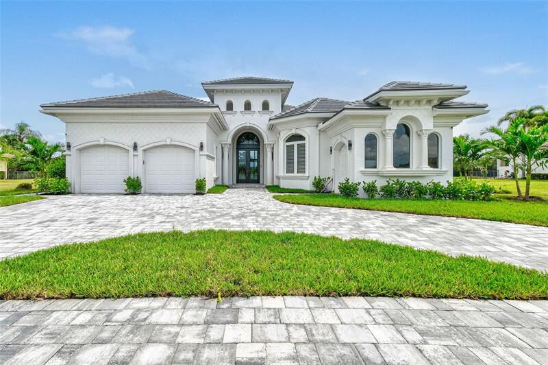 Property Photo: 128 SE Rio Angelica FL 34984