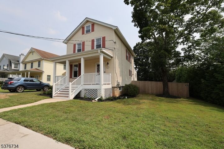 Property Photo:  18 Dumont Rd  NJ 07931 