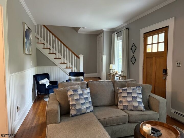 Property Photo:  12 Orange Heights Ave  NJ 07052 