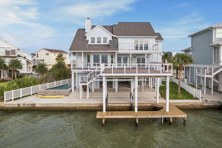 Property Photo:  143 Bora Bora Drive  TX 77554 