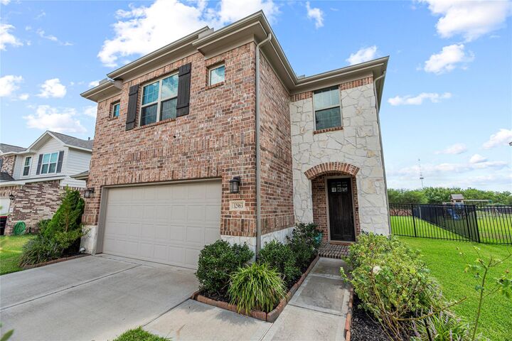 Property Photo:  32963 Ruthie Dean Drive  TX 77423 