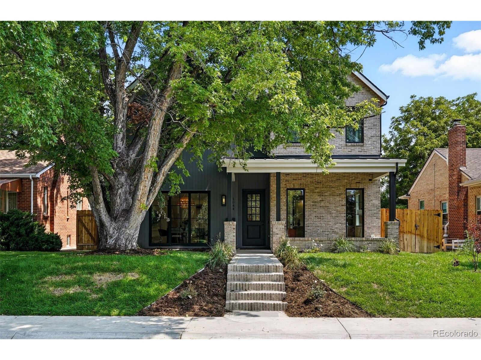 Property Photo:  1044 S Cook St  CO 80209 