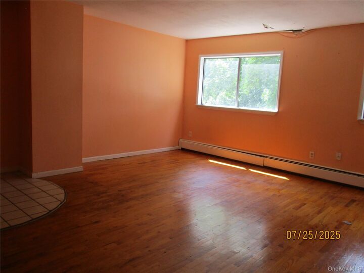 Property Photo: 72 Greenway Terrace NY 10941