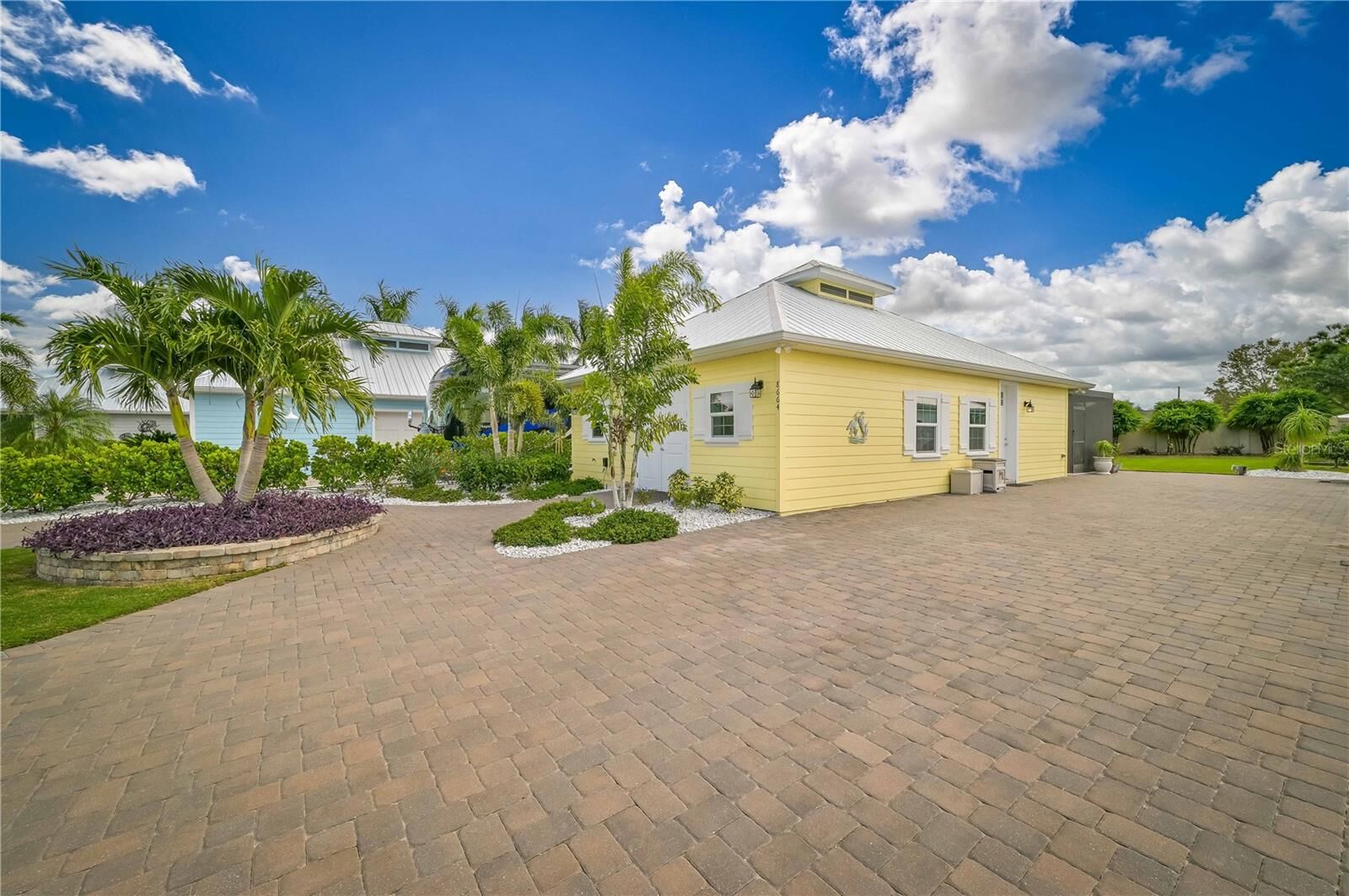 Property Photo: 8664 SW Sand Crane Circle FL 34269