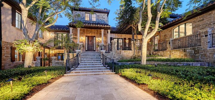 Property Photo:  265 Cedar Park Circle  FL 34242 