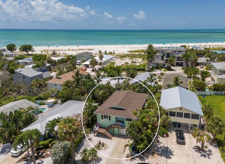 Property Photo:  771 Jacaranda Road  FL 34216 