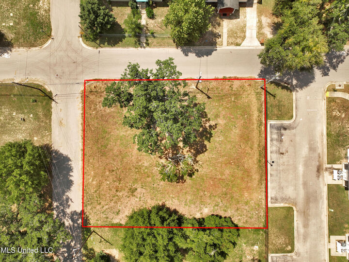 Property Photo: 427 Heidenheim Avenue MS 39530