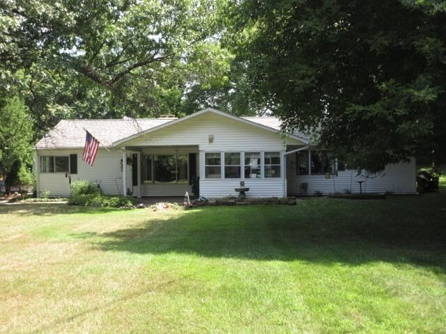 Property Photo:  305 Furlong Street  MI 48430 