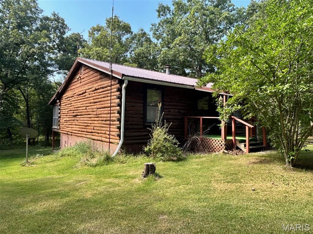 Property Photo: 10 Oak Ridge Road MO 63080