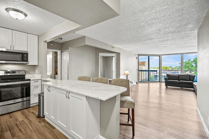 Property Photo: 1660 N Prospect Ave 404 WI 53202