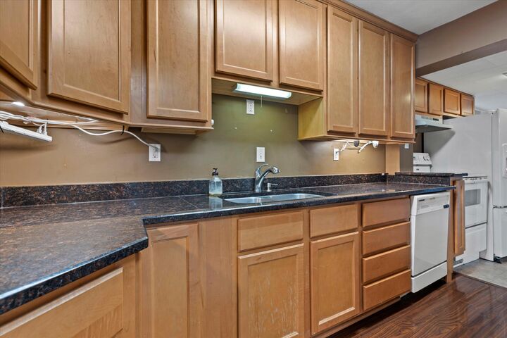 5006 N Port Washington Rd  Glendale WI 53217 photo
