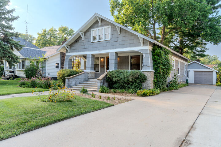 Property Photo:  505 E 4th Street  IL 61071 