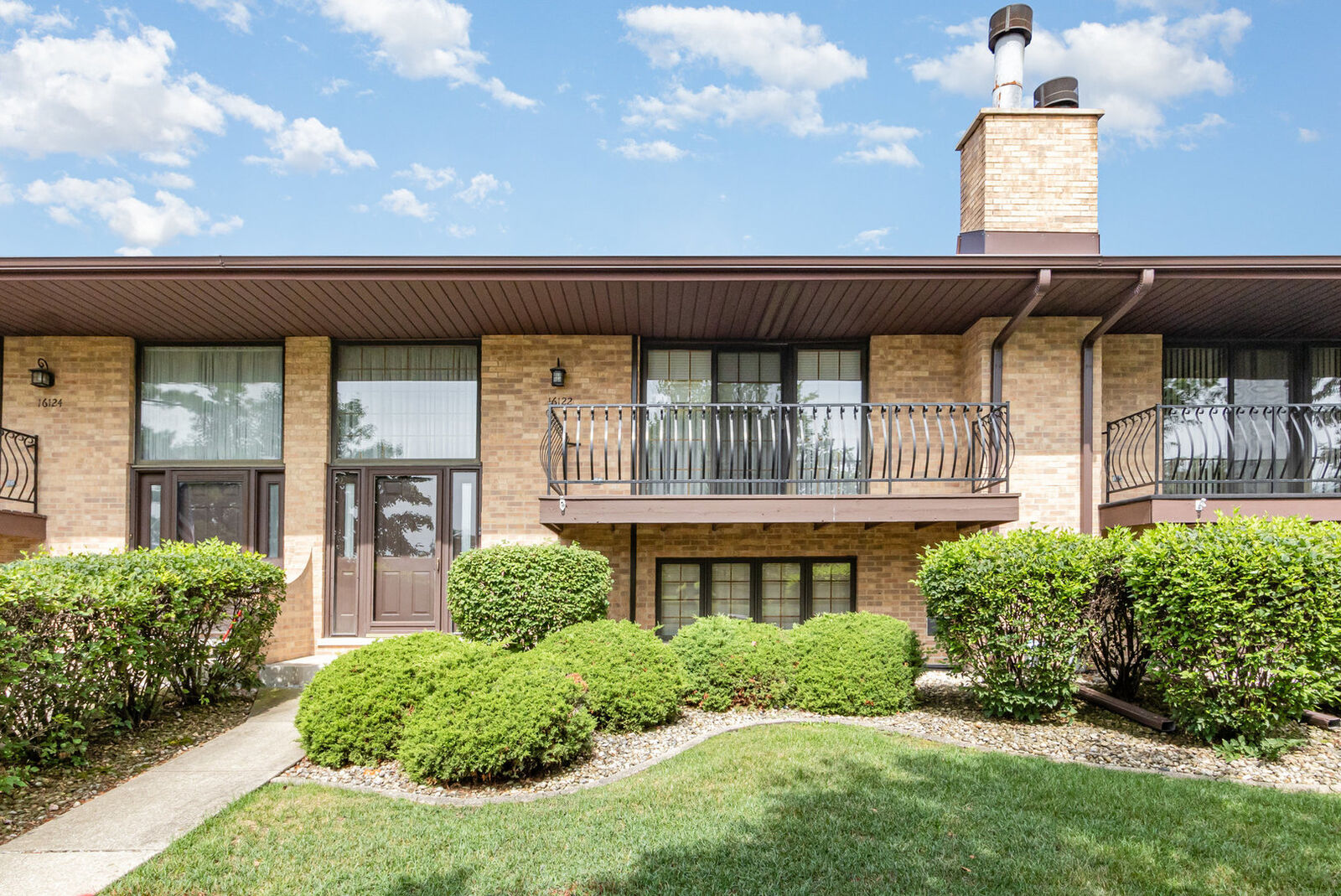 Property Photo:  16122 Pine Drive 0  IL 60477 