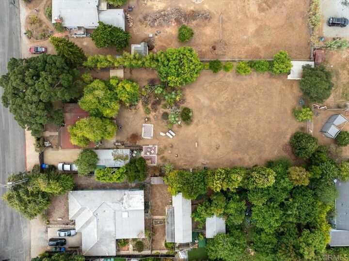 Property Photo:  334 Date Avenue  CA 92008