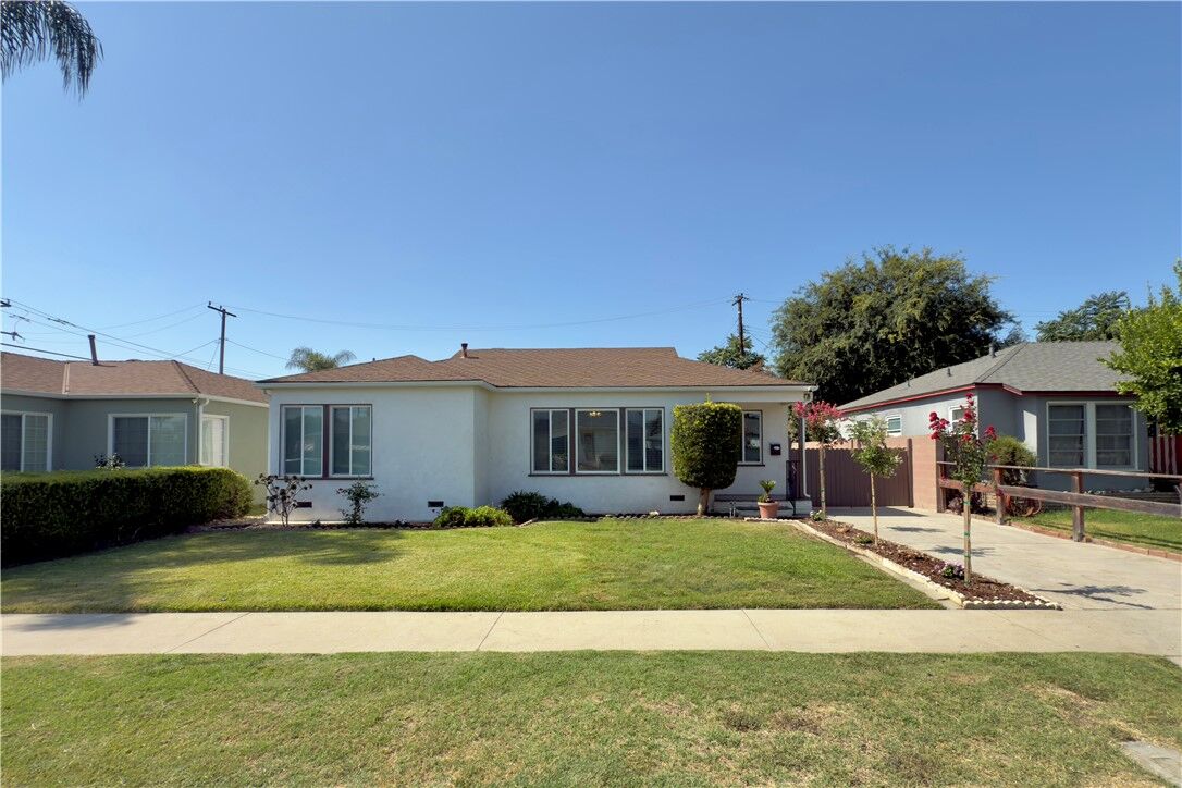 Property Photo: 11128 Wheelock Street CA 90606