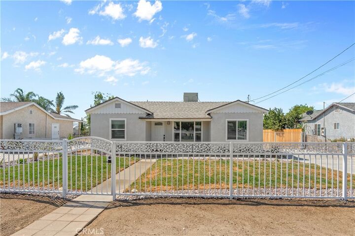 Property Photo:  14773 Iris Drive  CA 92335 