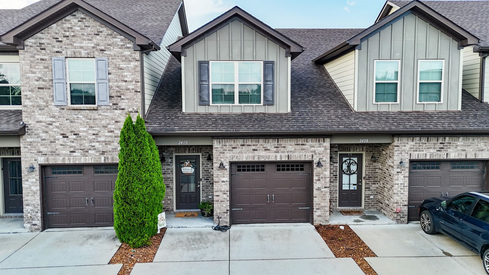 Property Photo:  2410 Lightbend Dr  TN 37127 