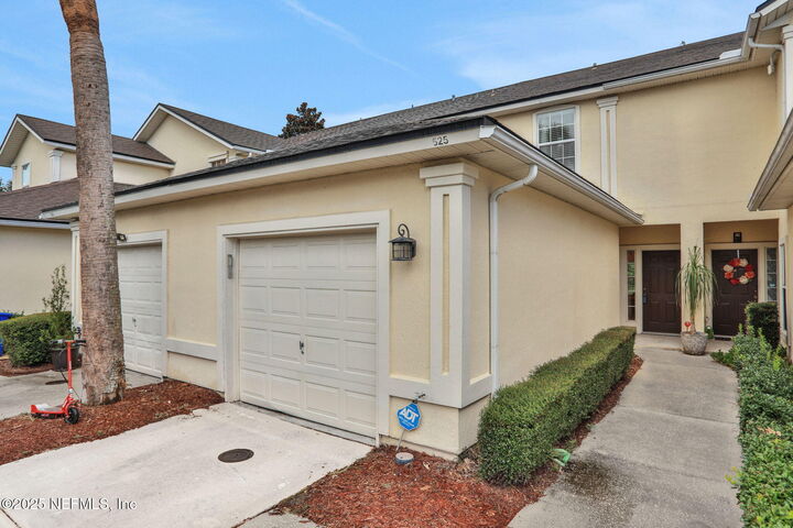 Property Photo:  525 Southbranch Drive  FL 32259 