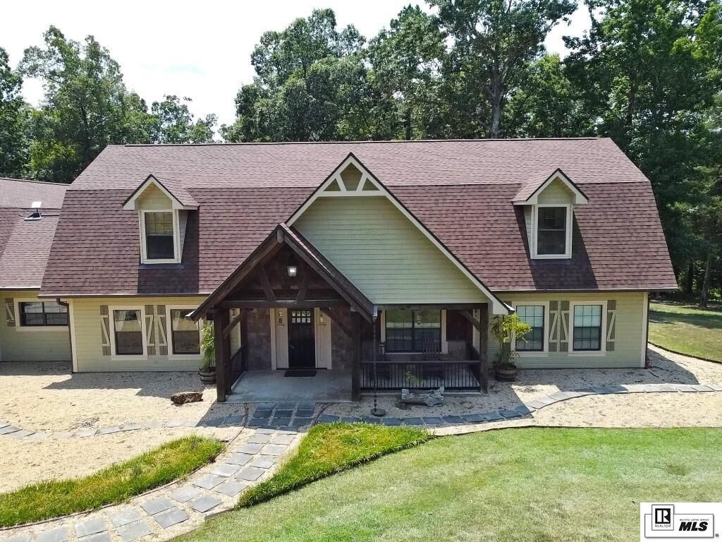 Property Photo:  643 Patterson Road  LA 71227 