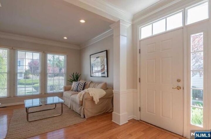 Property Photo:  31 Mulberry Court  NJ 07652 