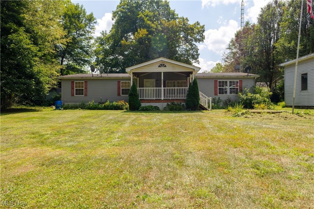 Property Photo: 50533 Main Street OH 43920