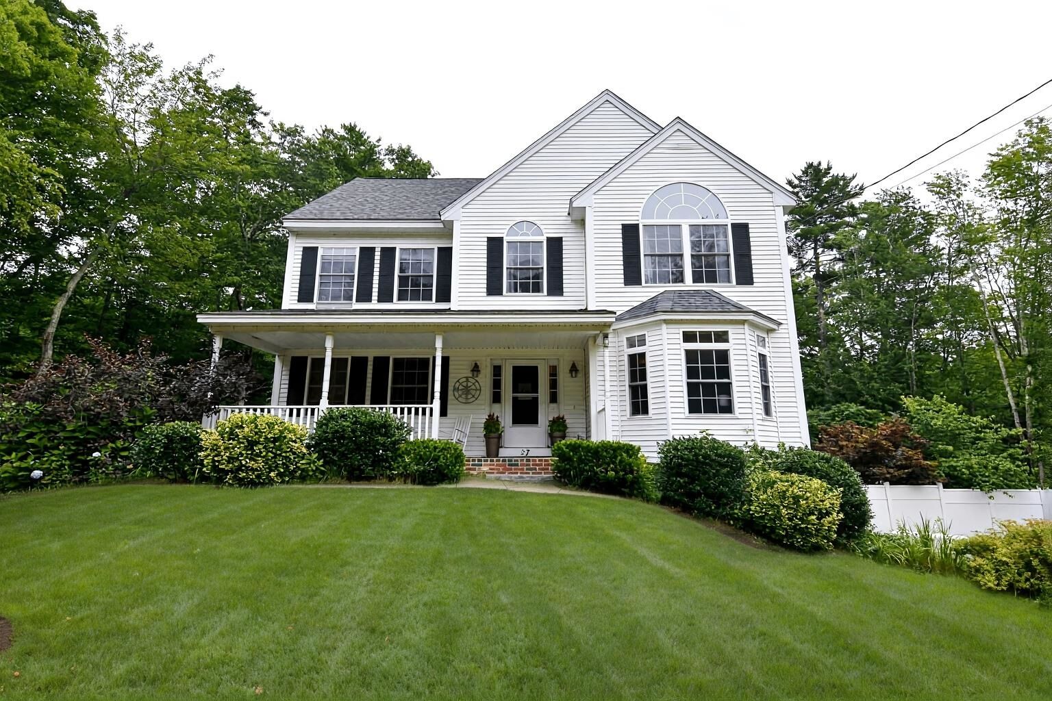 Property Photo: 27 Jericho Drive NH 03848