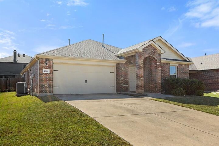 Property Photo:  1605 Sorghum Drive  TX 75407