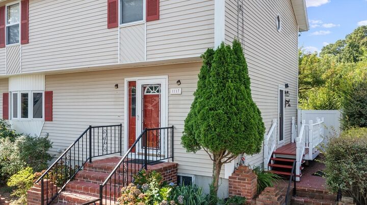Property Photo:  1117 Newhall St.  MA 02721 