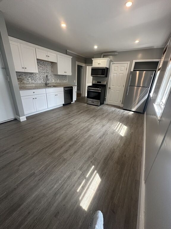 Property Photo:  22 Wellington St 2  MA 02451 