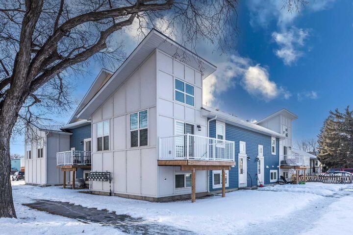 41 7 Avenue SE 6  High River AB T1V 1E9 photo
