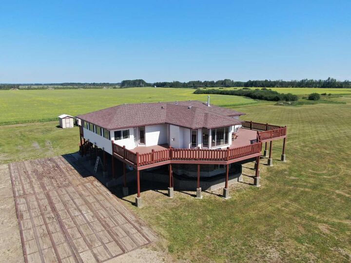 Property Photo: 163 Range Road 16308 AB T0G 1E0