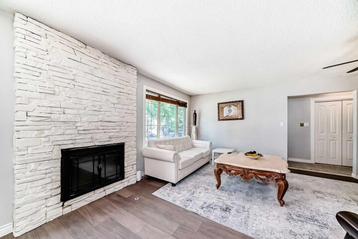 Property Photo:  128 Whiteside Crescent NE  AB T1Y 2A7 