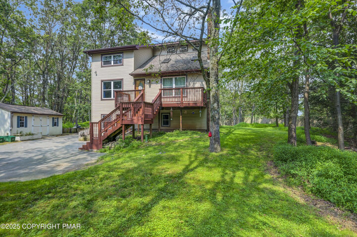Property Photo: 113 Wilson Court PA 18353
