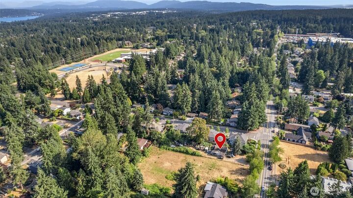 Property Photo: 7512 132nd Avenue NE WA 98033