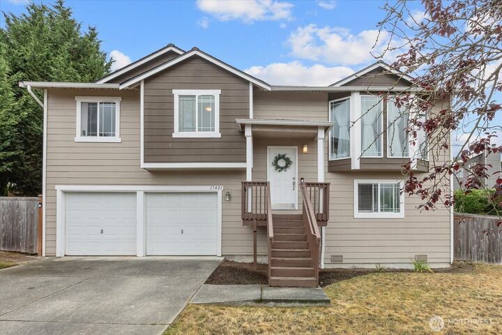 Property Photo:  17421  73rd Avenue NE  WA 98223 