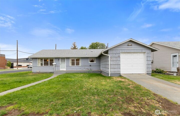 110  H Street  SE  Ephrata WA 98823 photo