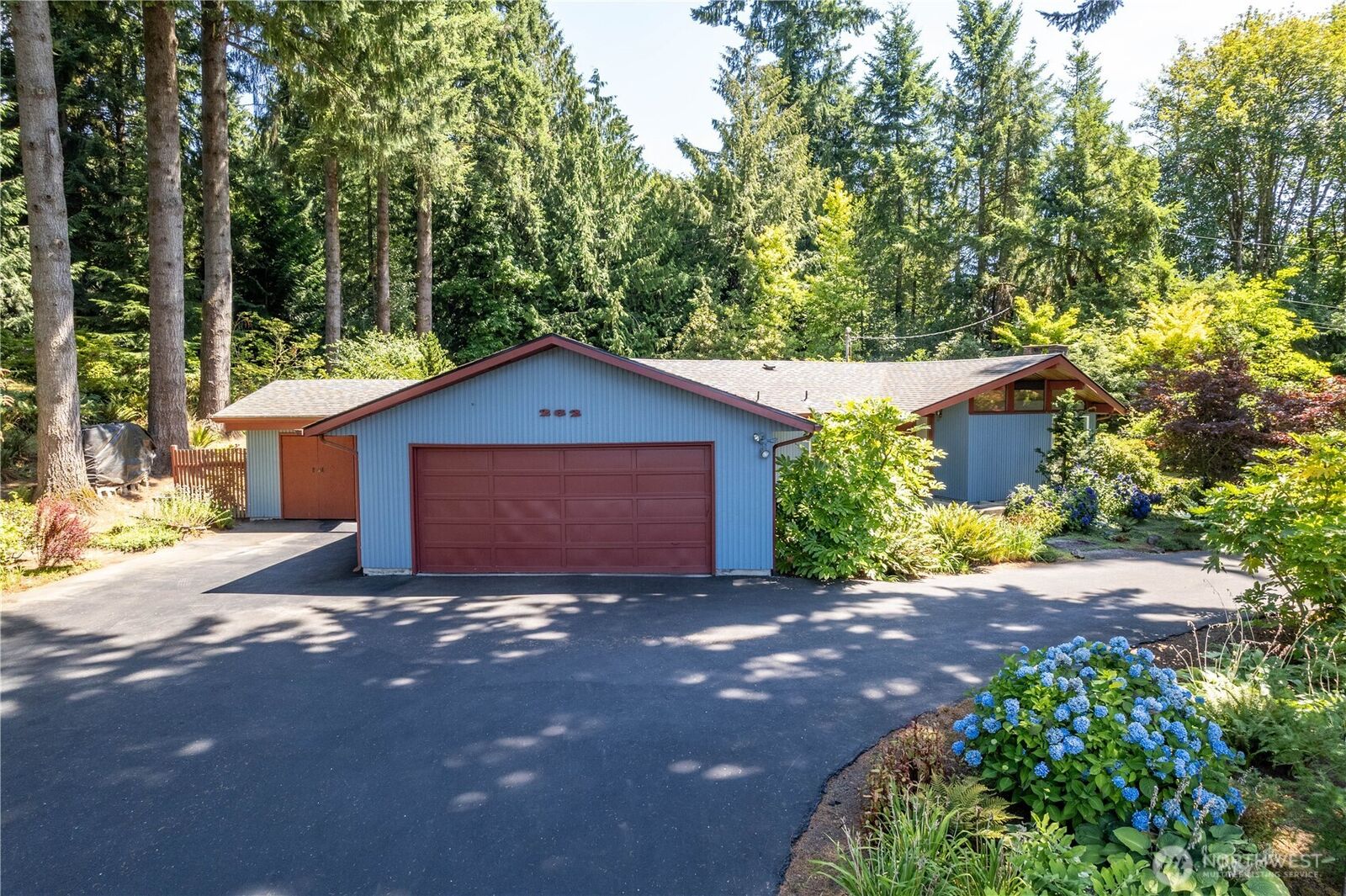 Property Photo:  262  Sunset Drive  WA 98632 