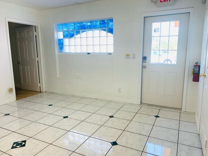 Property Photo:  500 W Oakland Park Boulevard  FL 33311 